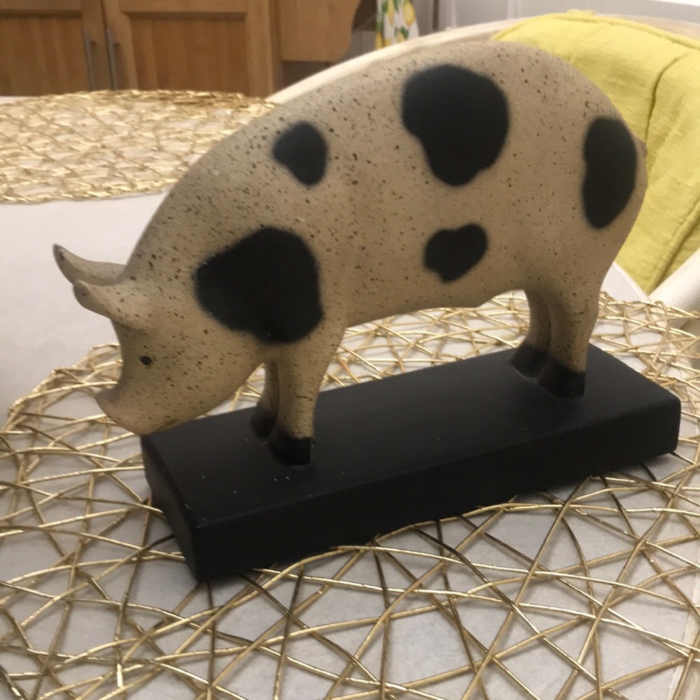 Spotted Pig best wood Collection pig theme